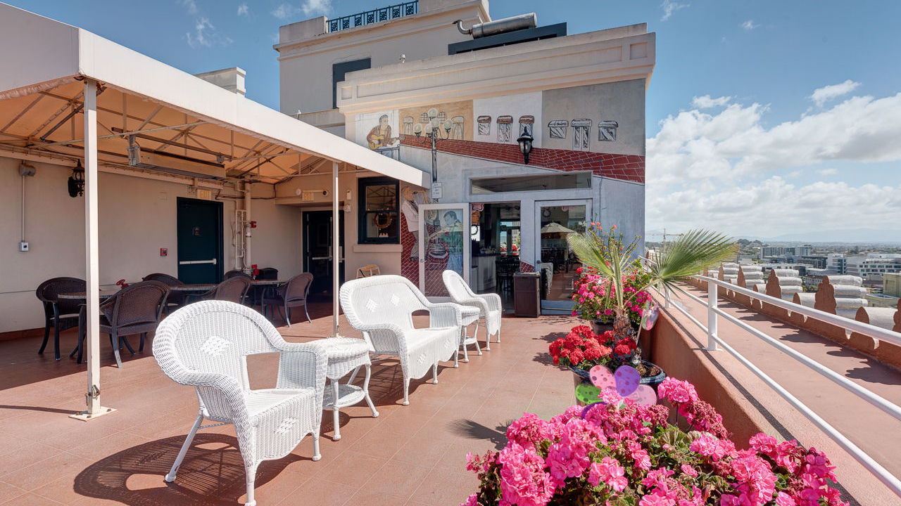 Loading Resort Image...